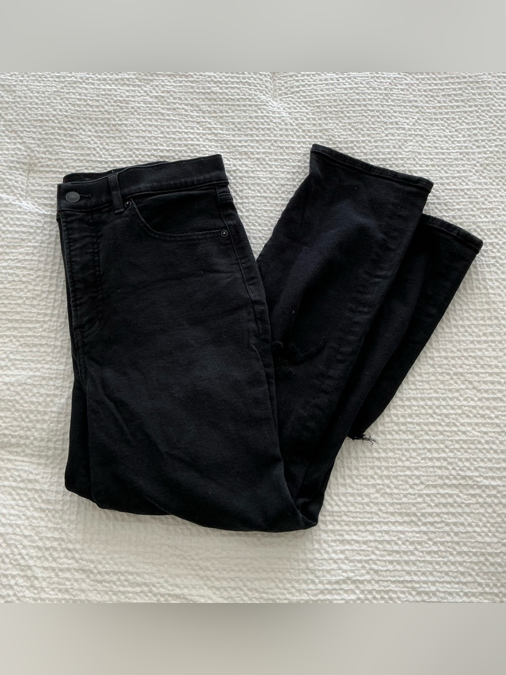 Express Super High Rise Mom Jeans Black Distressed
